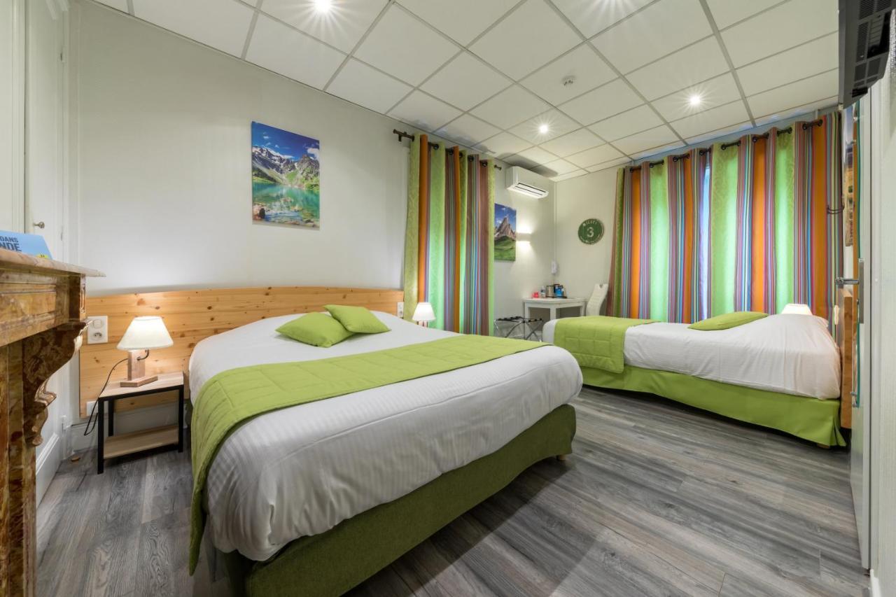 La Commanderie De Champarey Otel Bourgoin-Jallieu Dış mekan fotoğraf