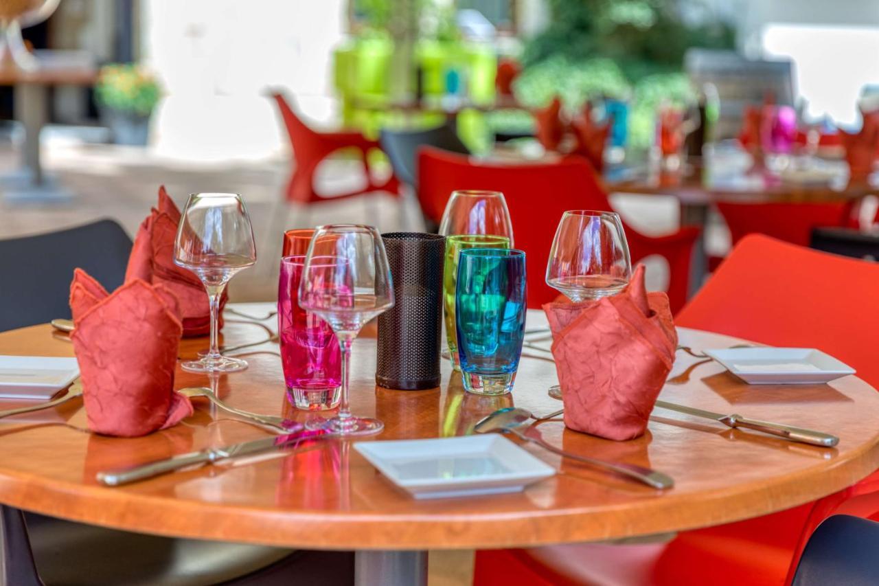 La Commanderie De Champarey Otel Bourgoin-Jallieu Dış mekan fotoğraf