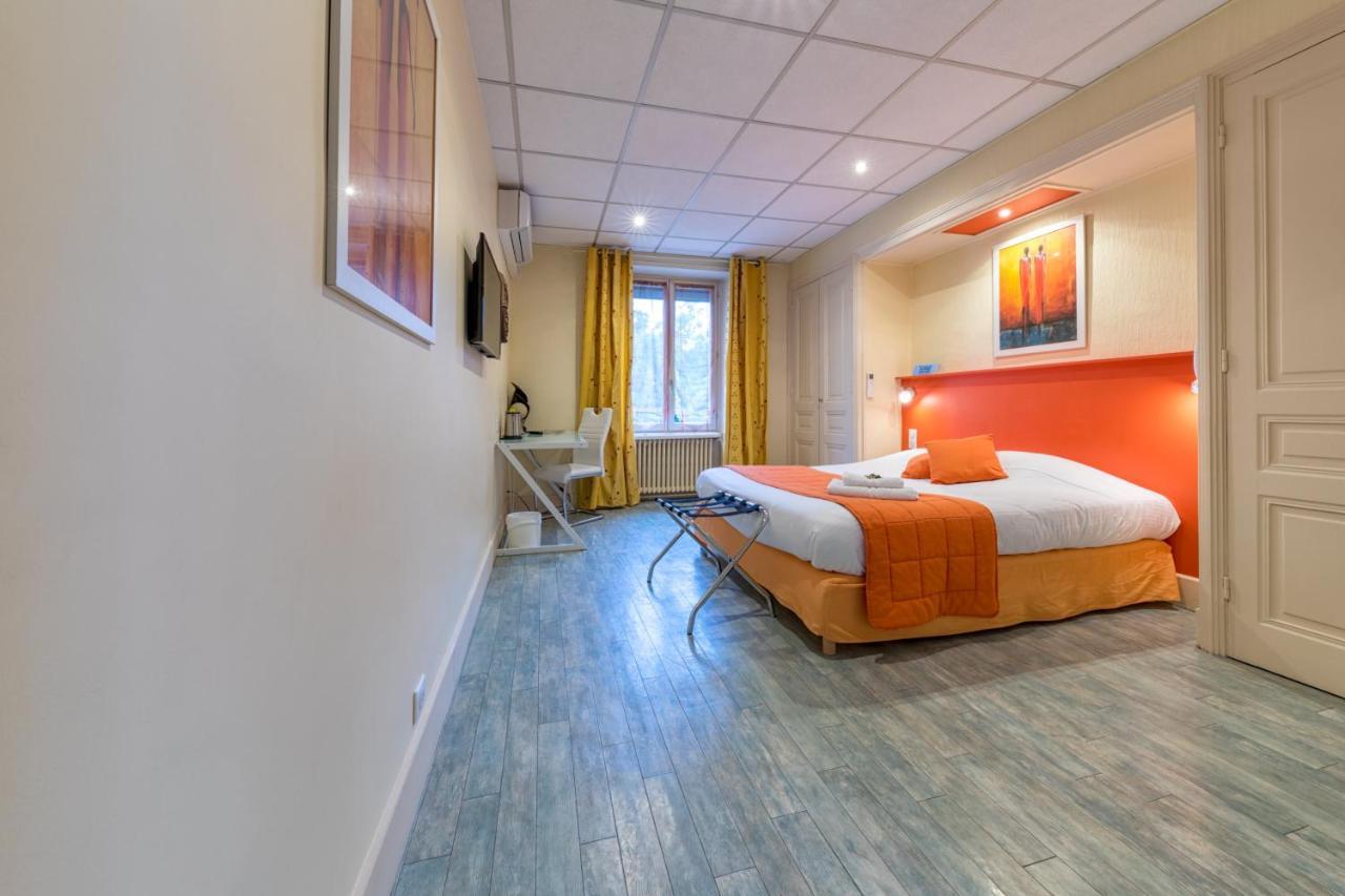 La Commanderie De Champarey Otel Bourgoin-Jallieu Dış mekan fotoğraf